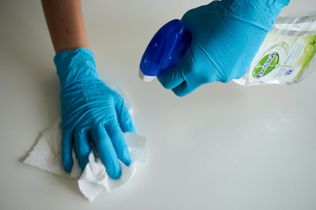 徹底的に清掃する って英語でなんていう Deep Clean の意味とは 上級英語ウェブメディア らいトレ